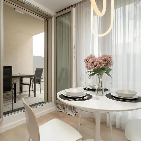 公寓 Apartament Z Ogrodkiem Zielona Okolica By Renters