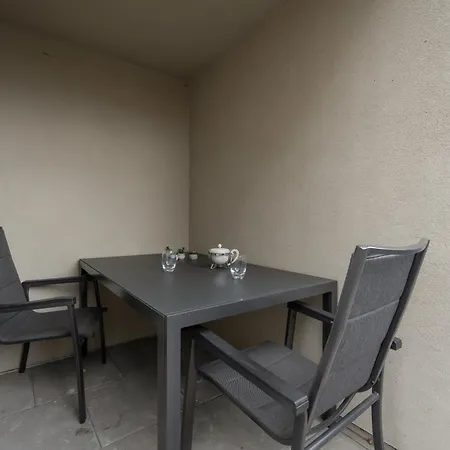 公寓 Apartament Z Ogrodkiem Zielona Okolica By Renters 弗罗茨瓦夫